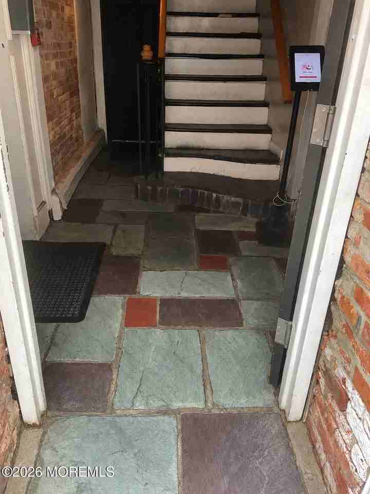 49 Bayard St - Photo 2 of 22