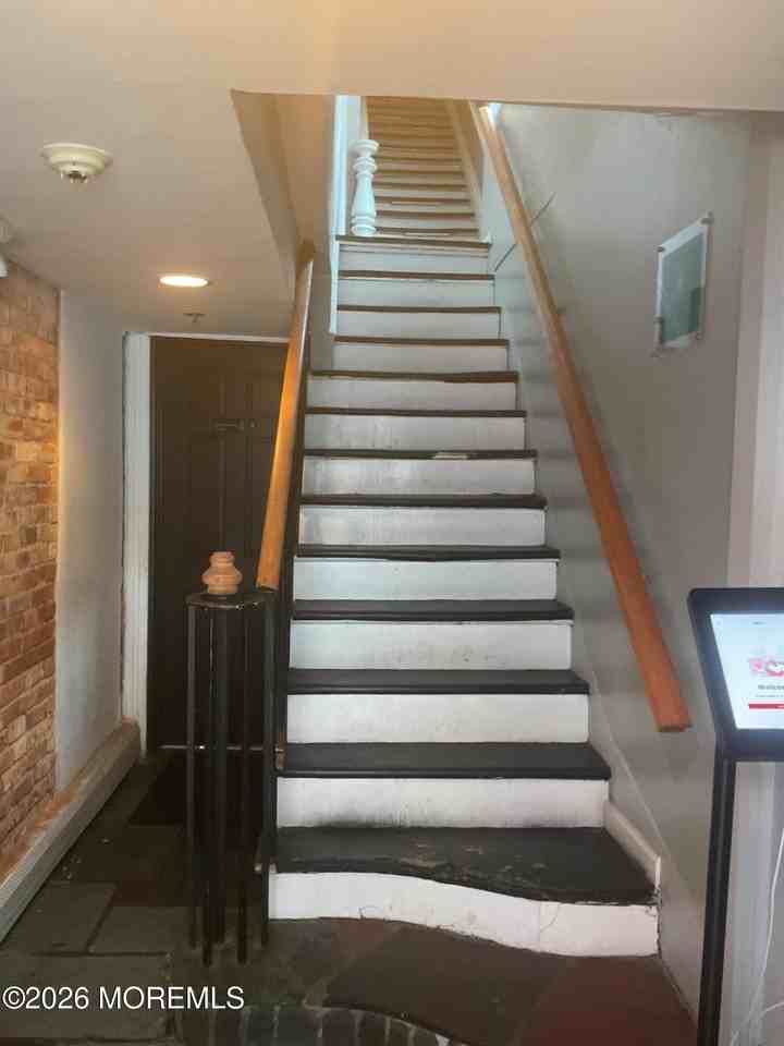 49 Bayard St - Photo 3 of 22