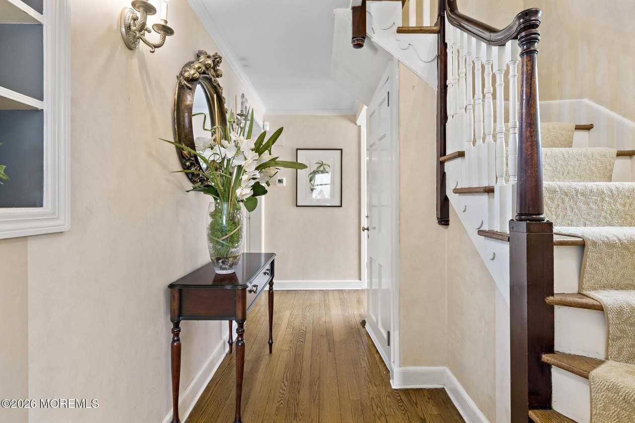 606 Bridlemere Ave - Photo 4 of 40