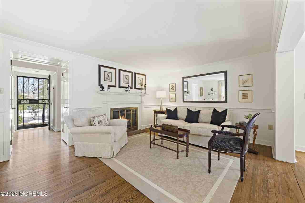 606 Bridlemere Ave - Photo 6 of 40