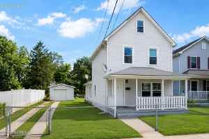 featured image of 404 Fisher Ave