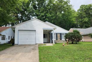 206 Yorktowne Dr - Photo 1 of 1