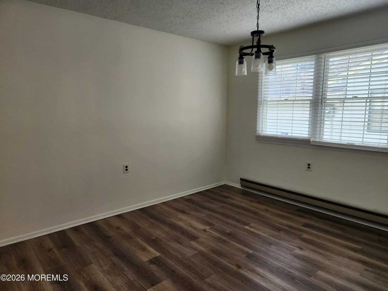 206 Yorktowne Dr - Photo 6 of 15