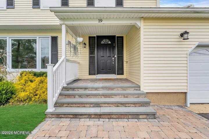19 Fieldstone Ln - Photo 3 of 34