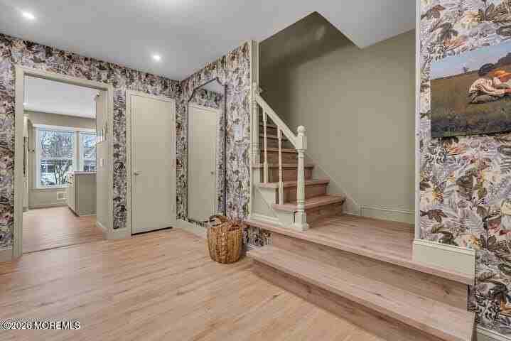 19 Fieldstone Ln - Photo 5 of 34