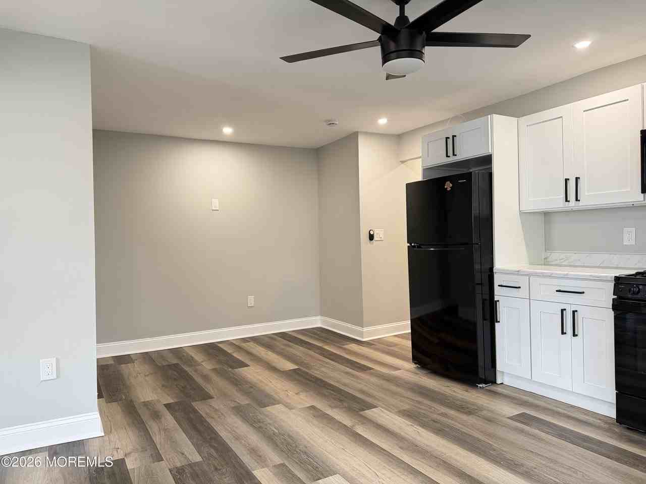 168 Chelsea Ave #3 - Photo 3 of 15