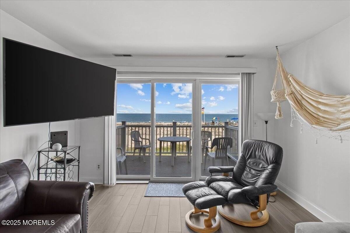 30 Dune Ter - Photo 4 of 41