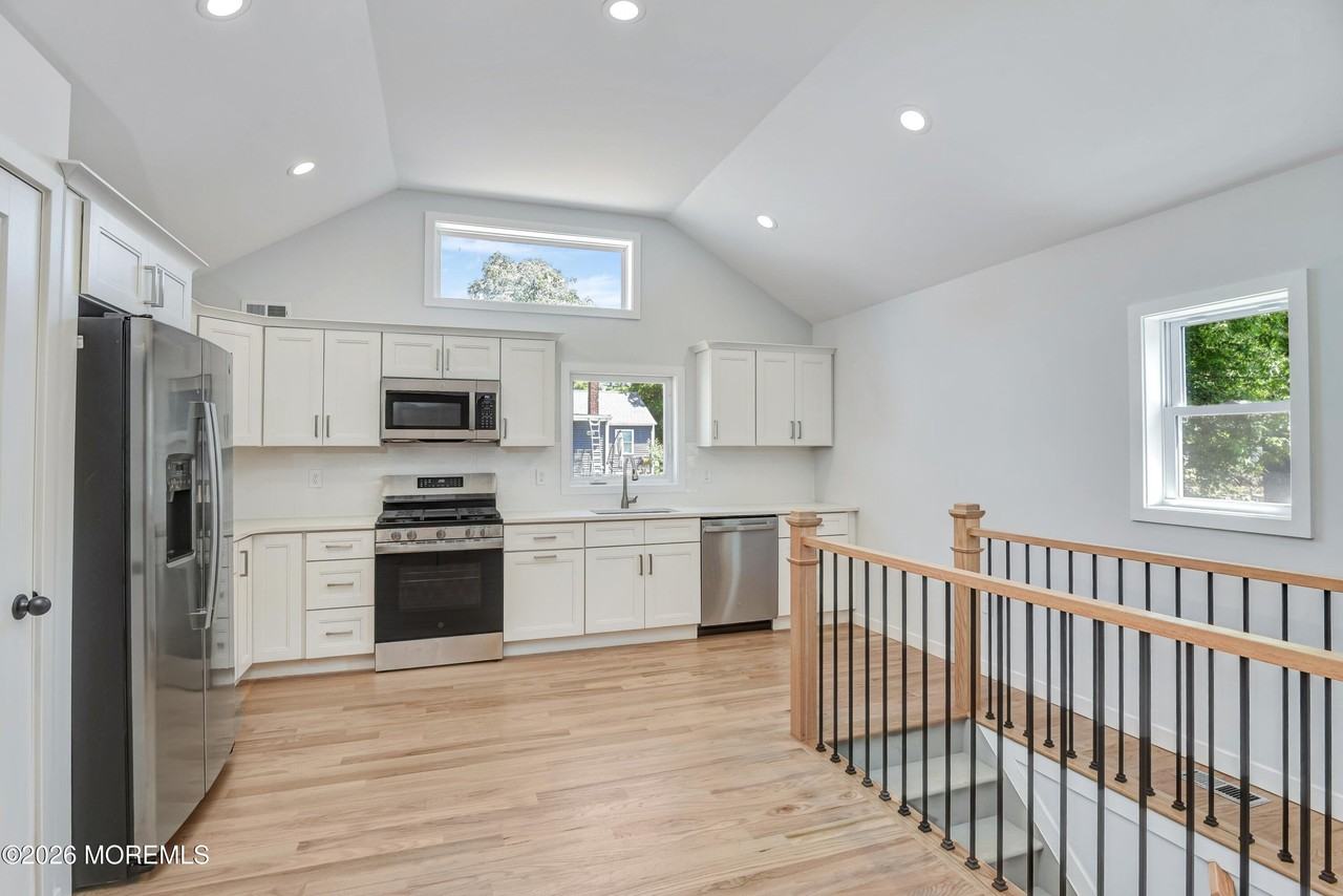 769 Cliffwood Ave - Photo 2 of 27