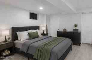 featured image of 12 Florence Ave