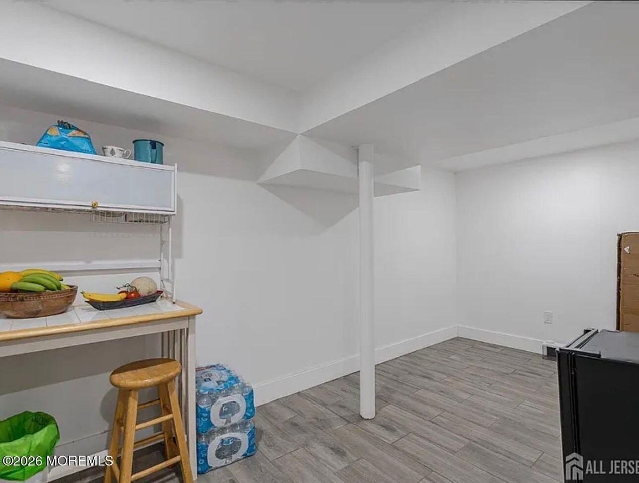 12 Florence Ave - Photo 2 of 4