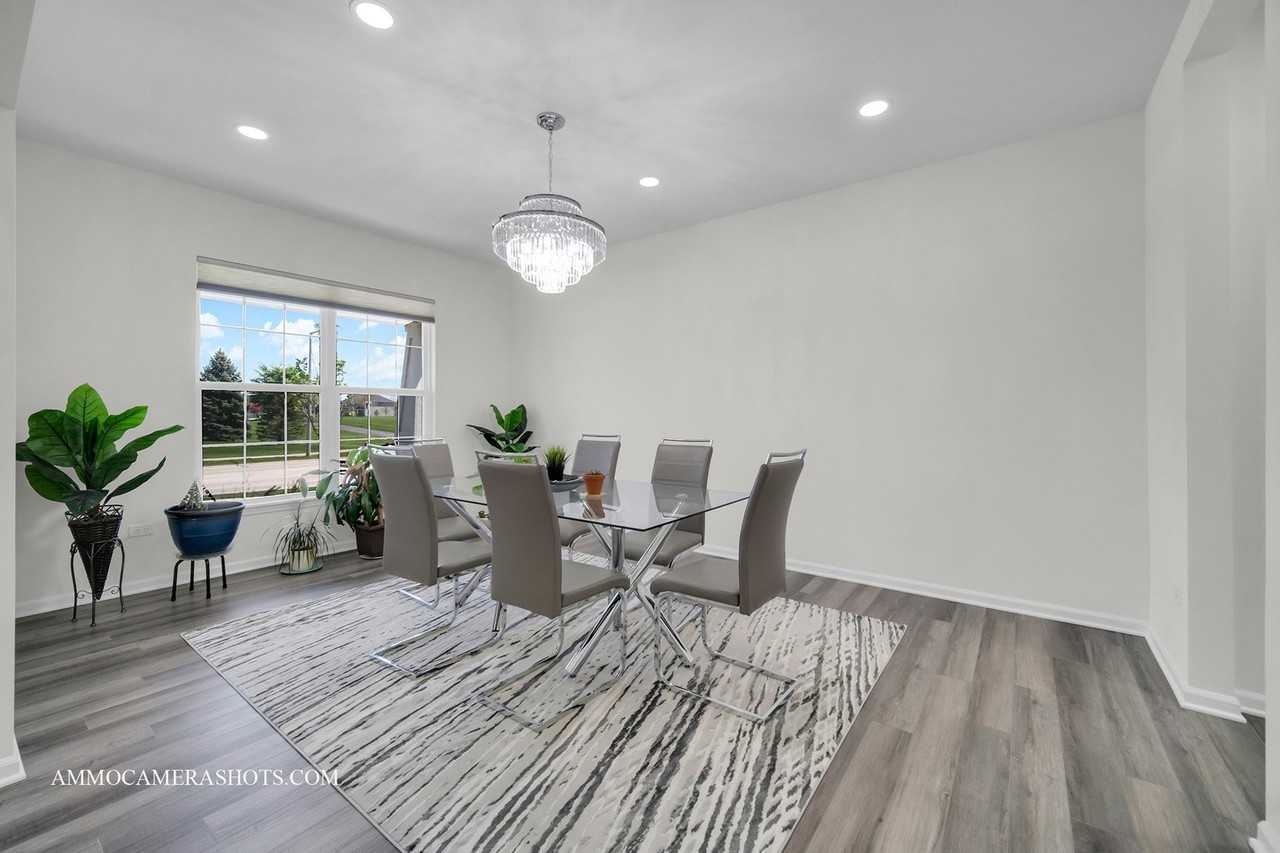 12504 S Cherry Blossom Blvd - Photo 6 of 40