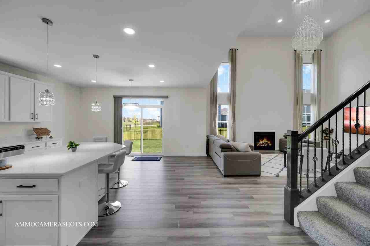 12504 S Cherry Blossom Blvd - Photo 7 of 40