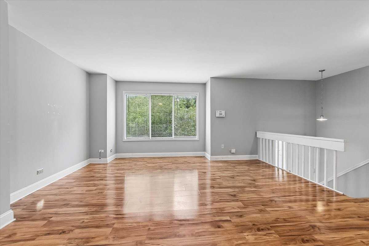 441 Park Ridge Ln #G - Photo 2 of 10