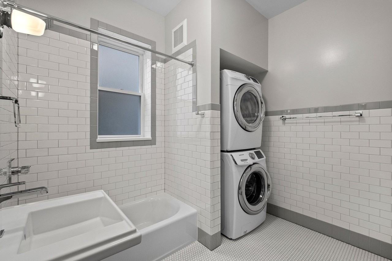 1335 W Thorndale Ave #1 - Photo 7 of 14