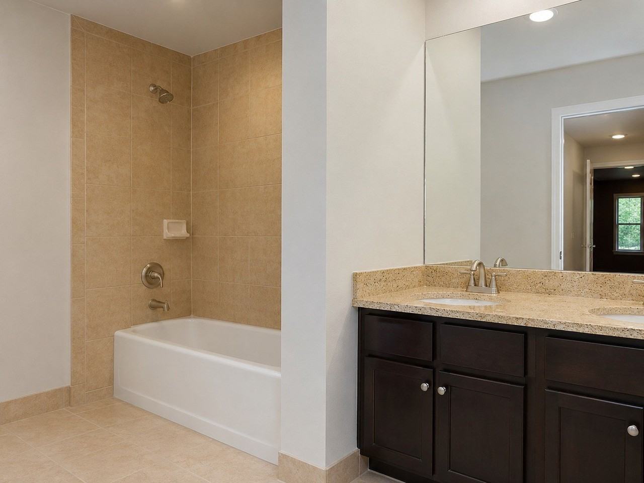 130 N Garland Ct #1104 - Photo 5 of 10