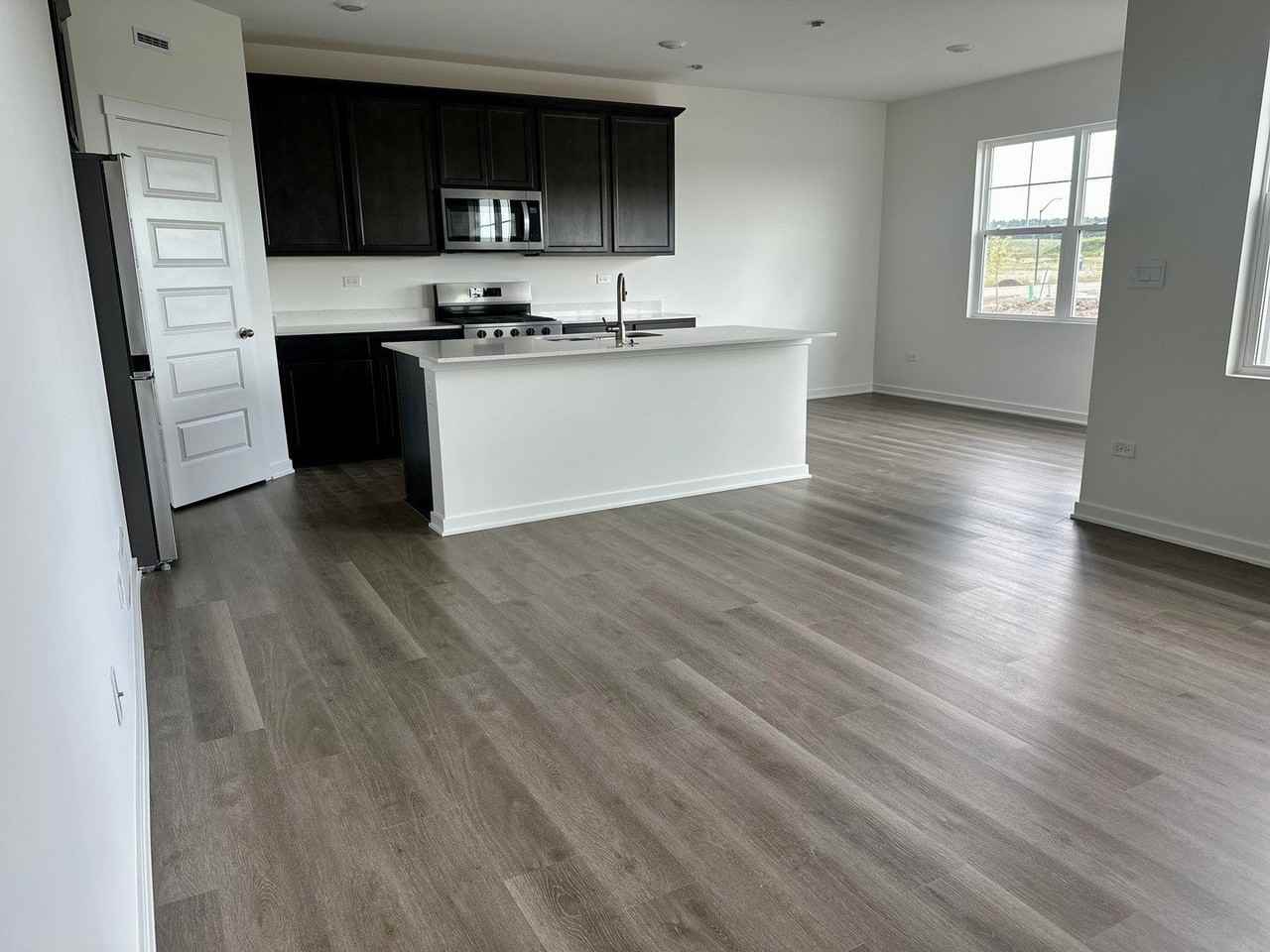 2428 Semillon St - Photo 6 of 27