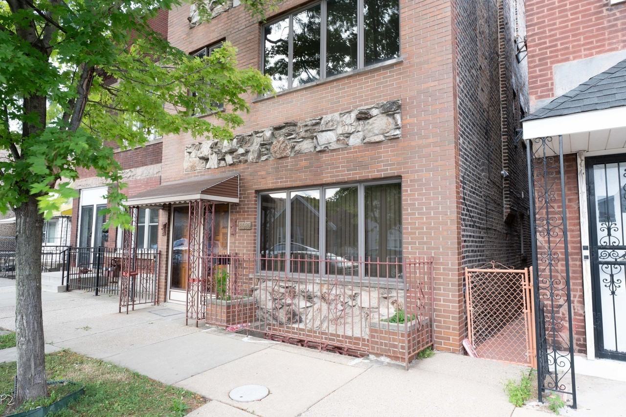 2625 S Union Ave #2F