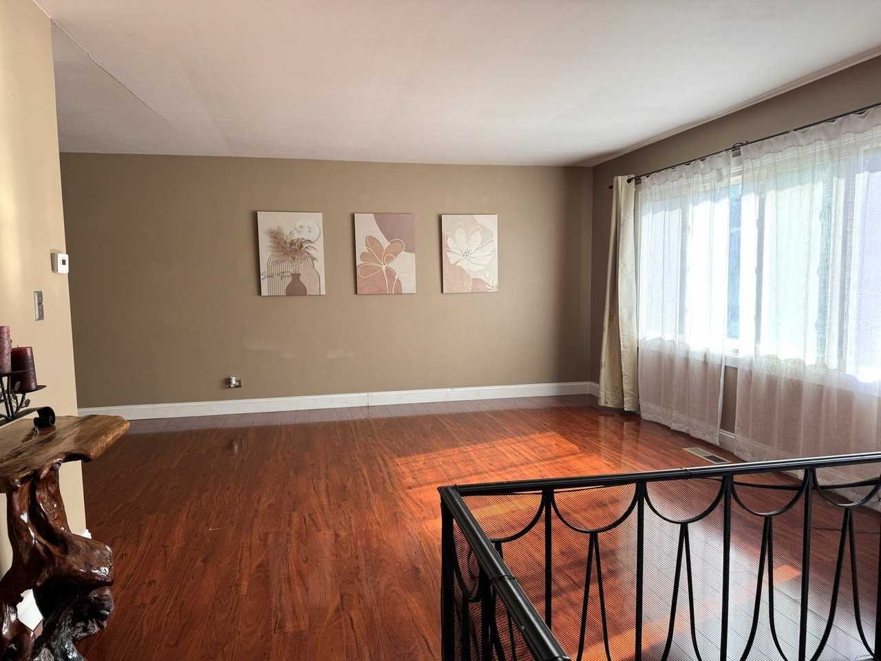 8113 Norwood Ct - Photo 4 of 24