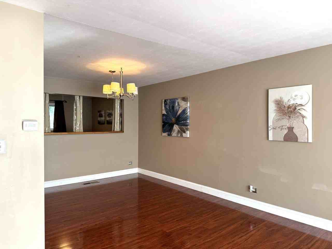 8113 Norwood Ct - Photo 7 of 24