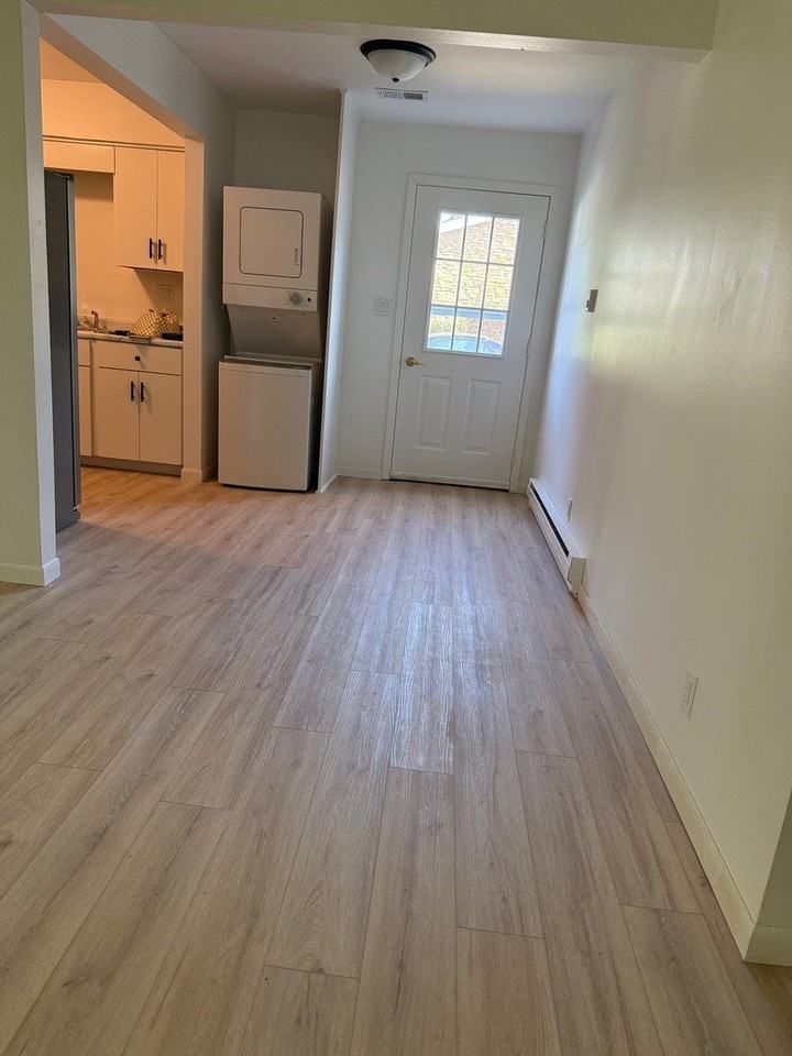 532 West St #3 - Photo 7 of 12