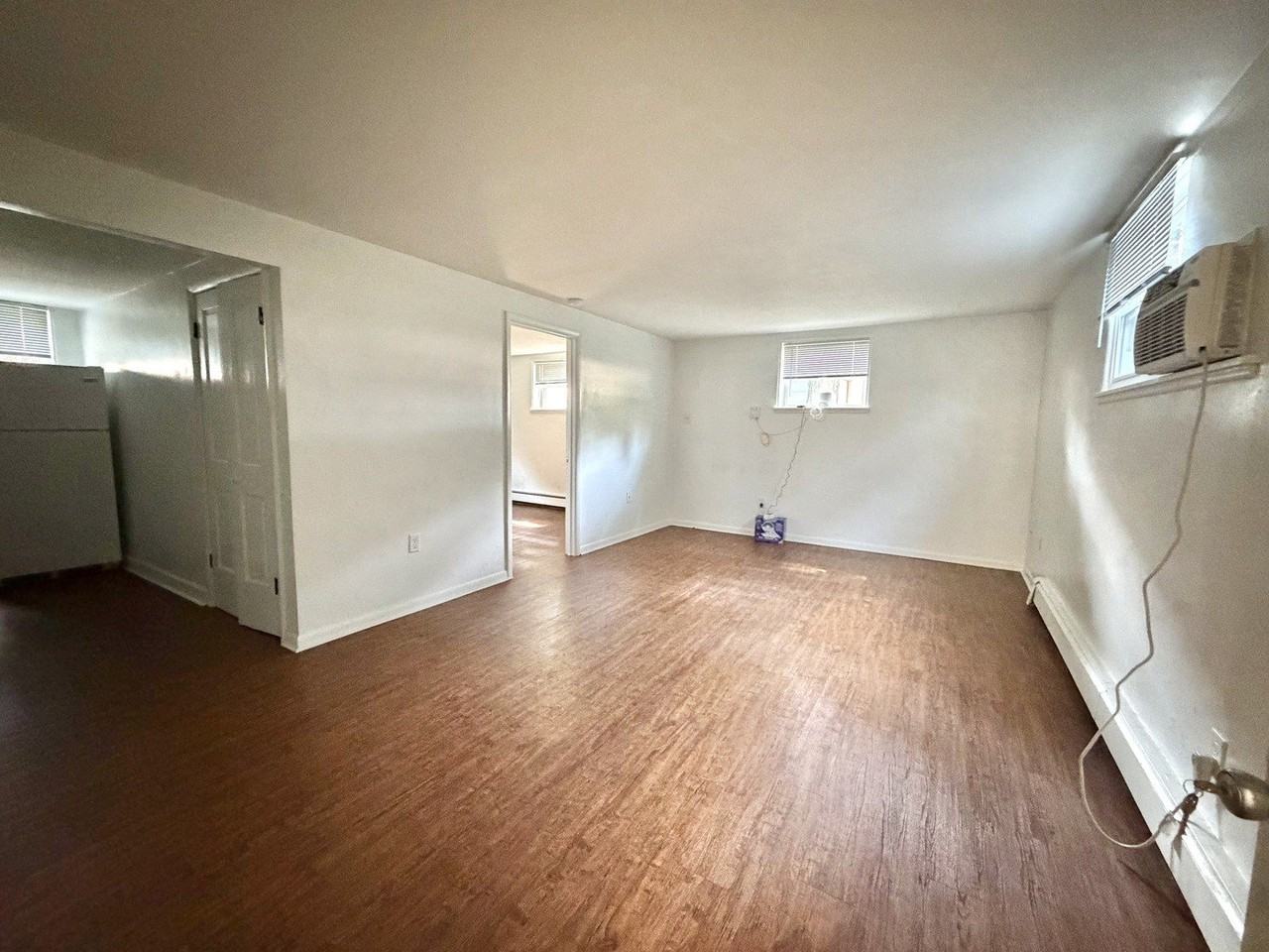 314 N Locust St #314LL - Photo 4 of 11