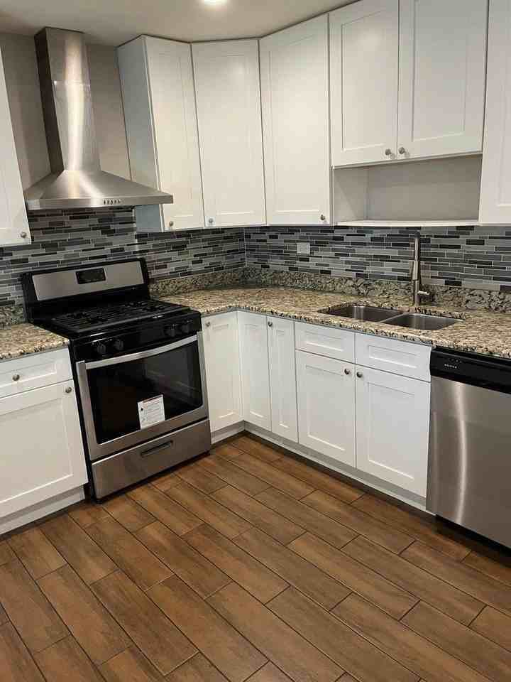 6730 Valley View Rd - Photo 4 of 16