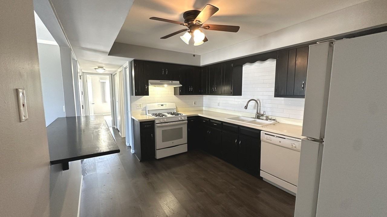2390 Bicentennial Ave #12 - Photo 3 of 22
