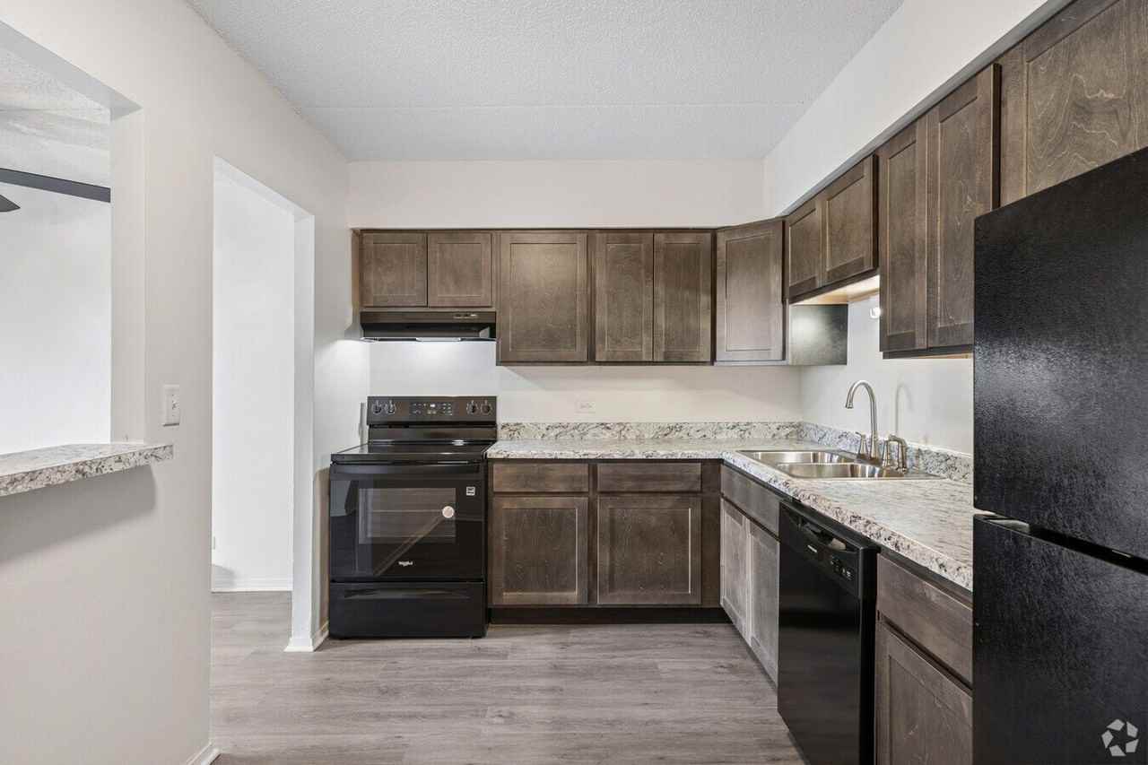 1840 N Delany Rd #117 - Photo 3 of 10