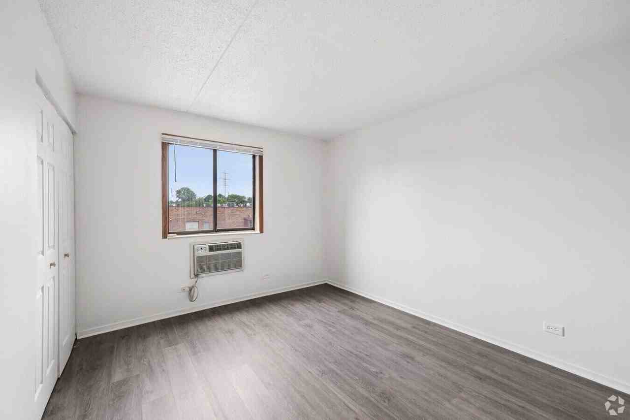 1840 N Delany Rd #122 - Photo 5 of 10