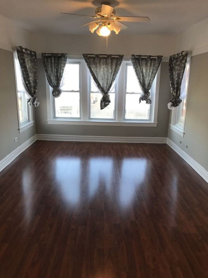 1540 N Hamlin Ave #2 - Photo 2 of 14