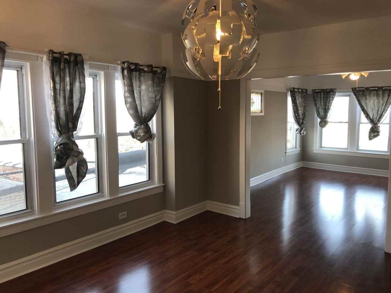 1540 N Hamlin Ave #2 - Photo 7 of 14