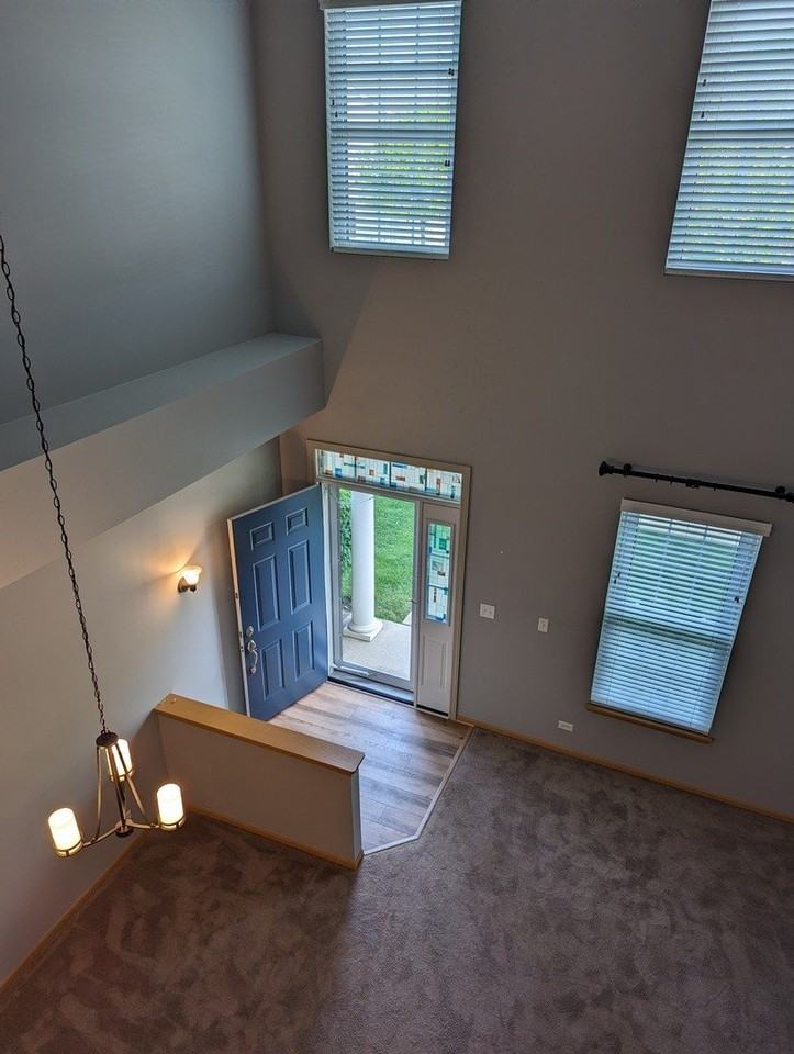 2257 Georgetown Cir - Photo 2 of 22