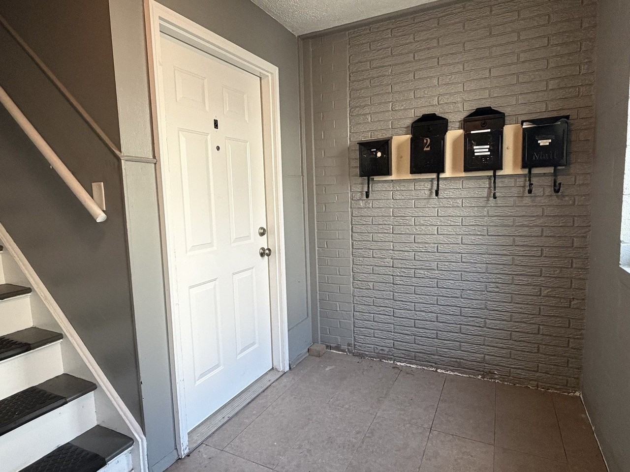 1314 Argo Ln #2 - Photo 2 of 15