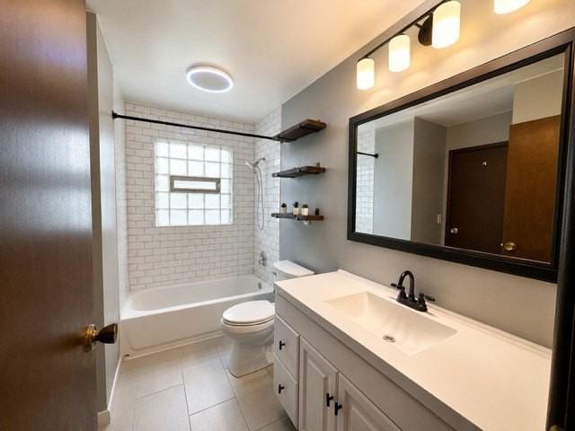 425 Ardglass Ct - Photo 7 of 8