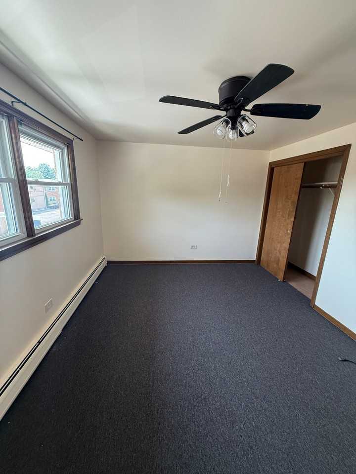 3607 W 120th St #2S - Photo 3 of 6