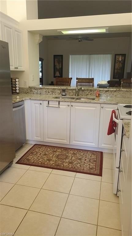 445 Robin Hood Cir #201 - Photo 6 of 22