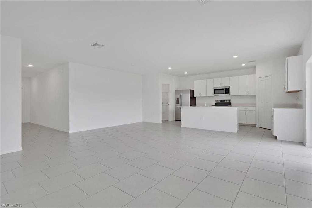 12105 Orchard Grove Way - Photo 4 of 32
