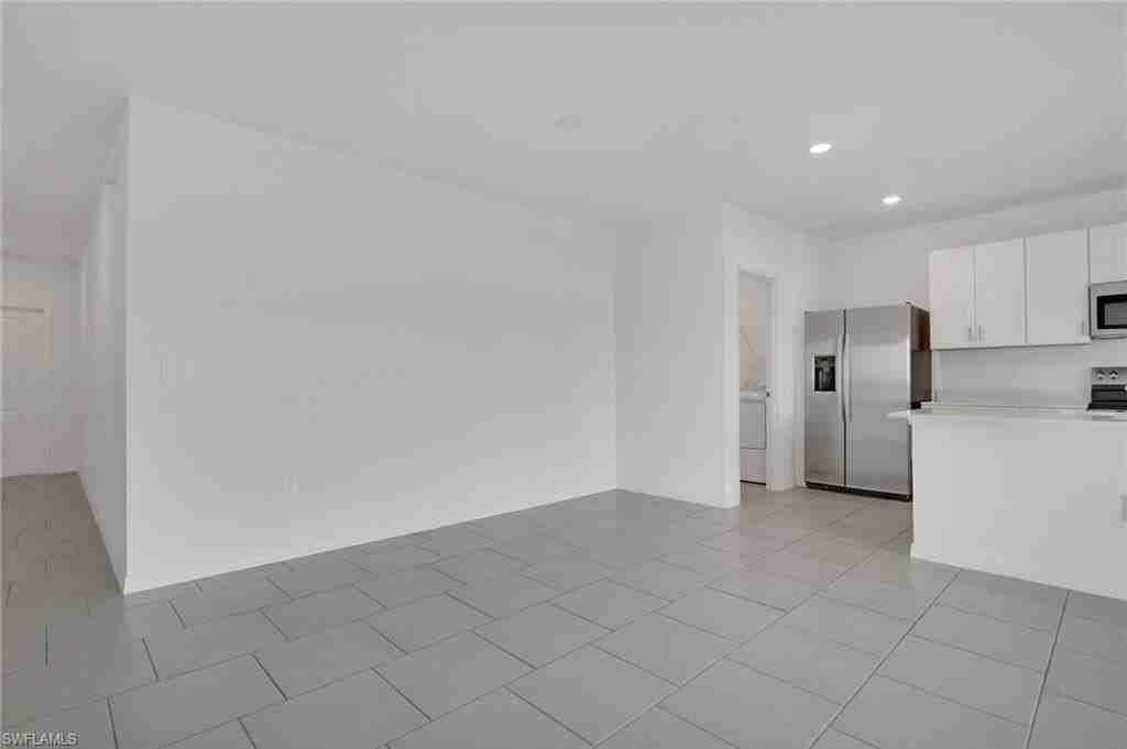 12105 Orchard Grove Way - Photo 7 of 32