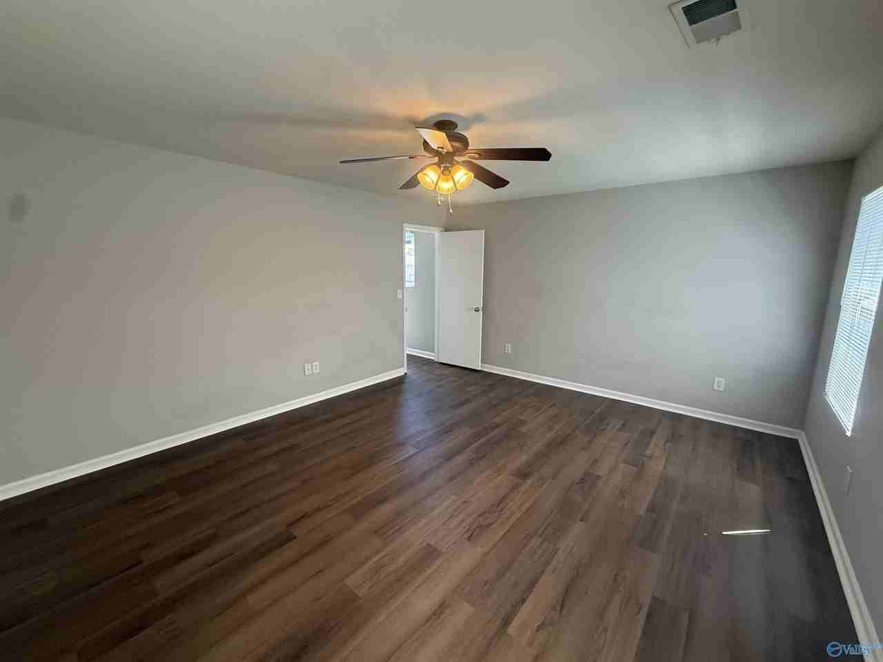 208 Whitestone Dr Ne - Photo 6 of 13
