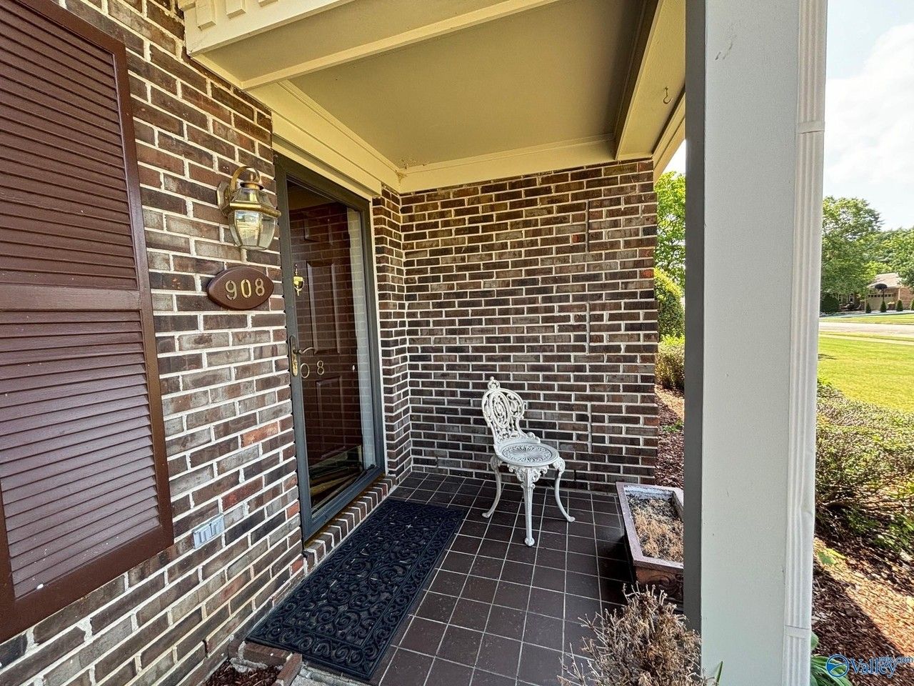 908 Cornelia Dr Se - Photo 2 of 28