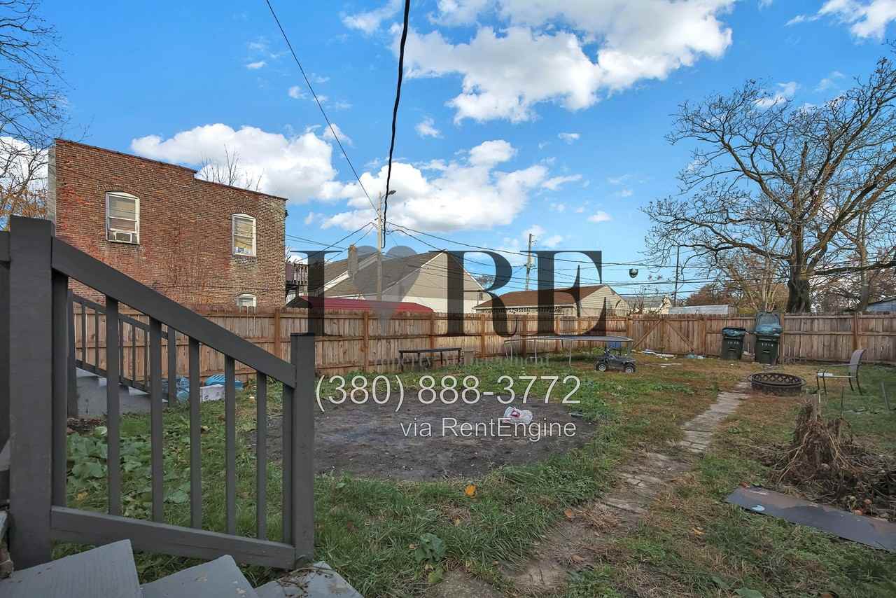 1214 Atcheson St - Photo 6 of 27