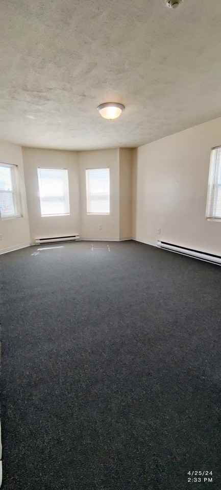 41 Elliott St #4 - Photo 4 of 8