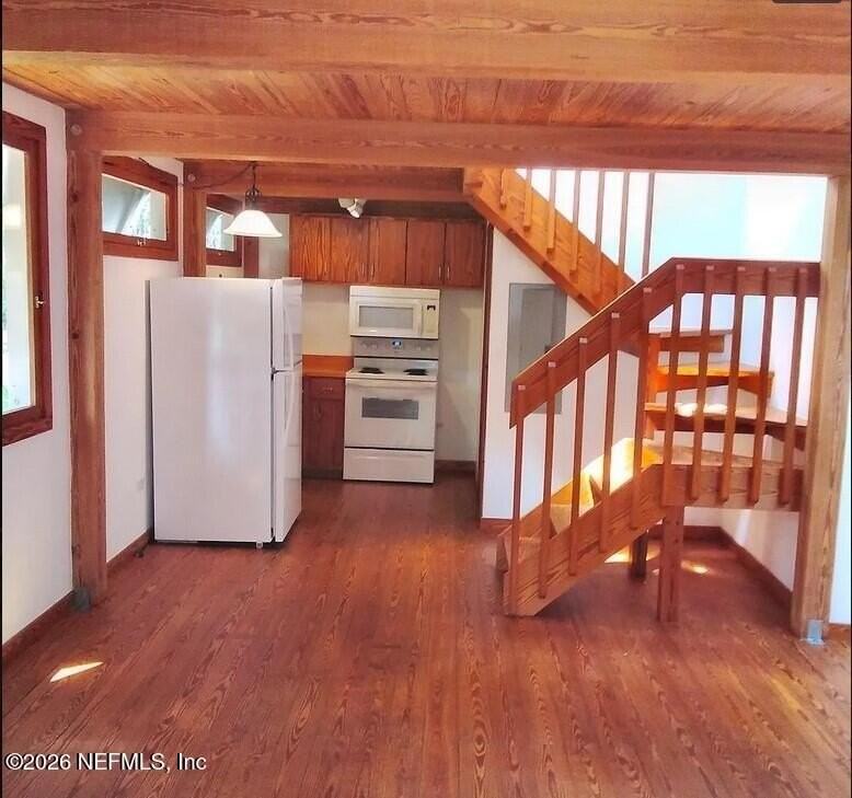 1415 Florida St - Photo 5 of 10