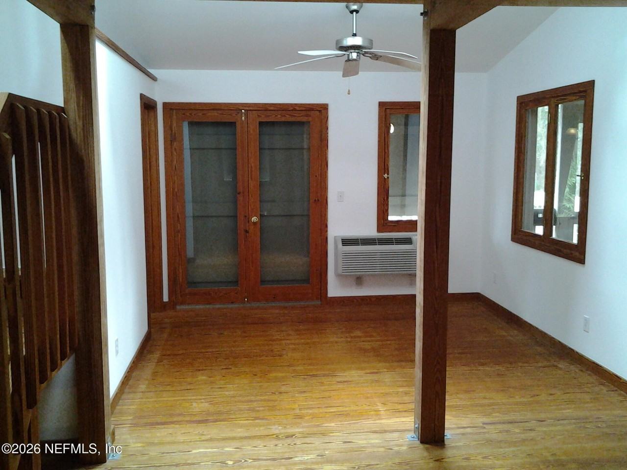 1415 Florida St - Photo 6 of 10