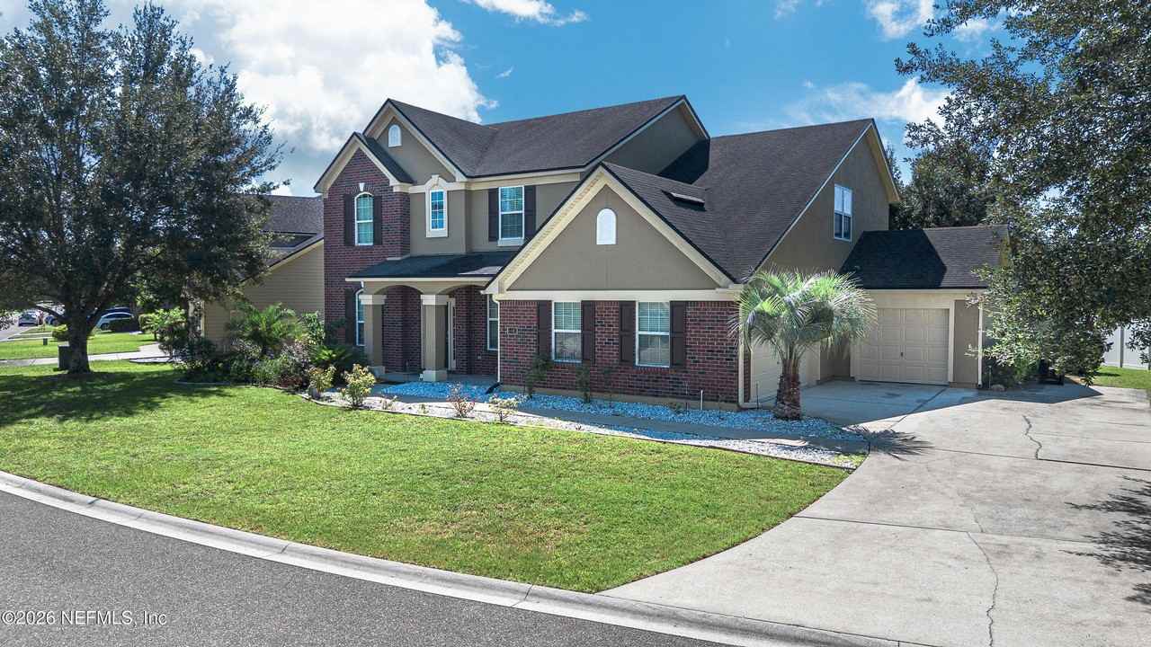 4483 Plantation Oaks Blvd - Photo 2 of 47