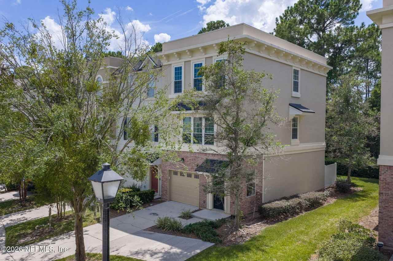 4528R Capital Dome Dr
