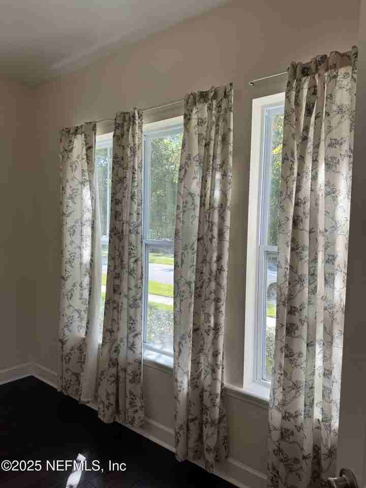 186 Lone Eagle Way - Photo 5 of 50