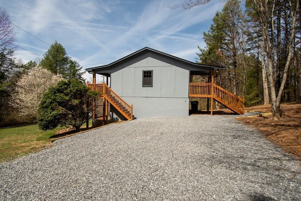 2680 River Rd - Photo 2 of 17
