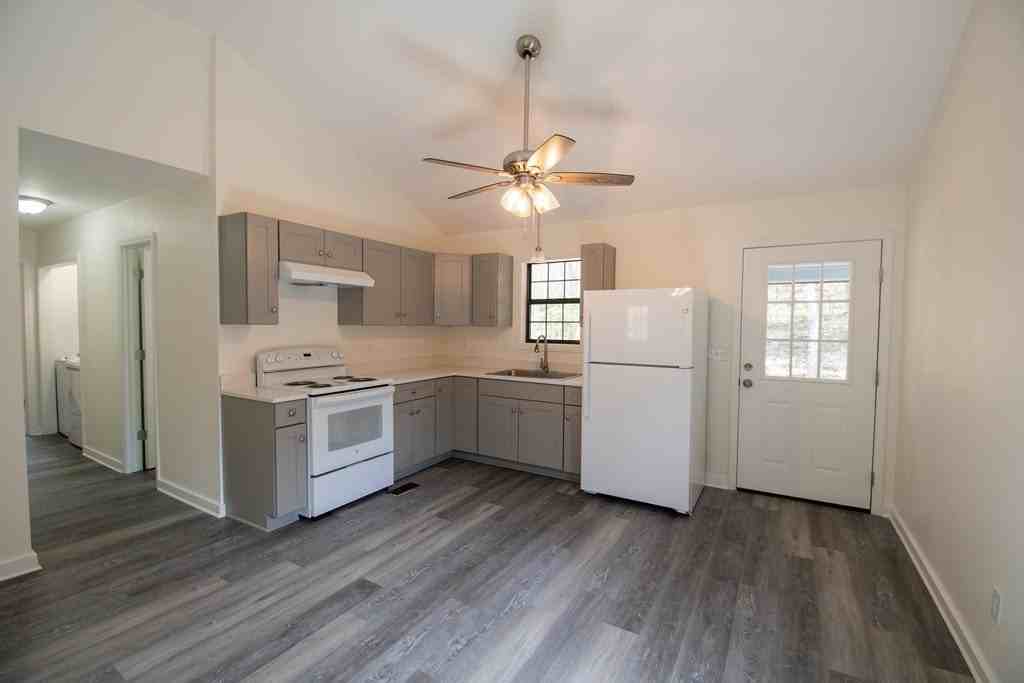 2680 River Rd - Photo 6 of 17