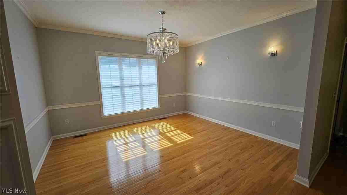 7235 Dursley Ct - Photo 3 of 36